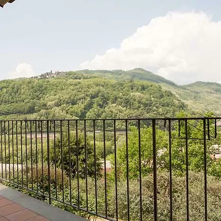 5 Bedroom Holiday